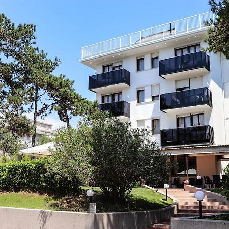 Hotel Eden Lignano Sabbiadoro Eksteriør bilde