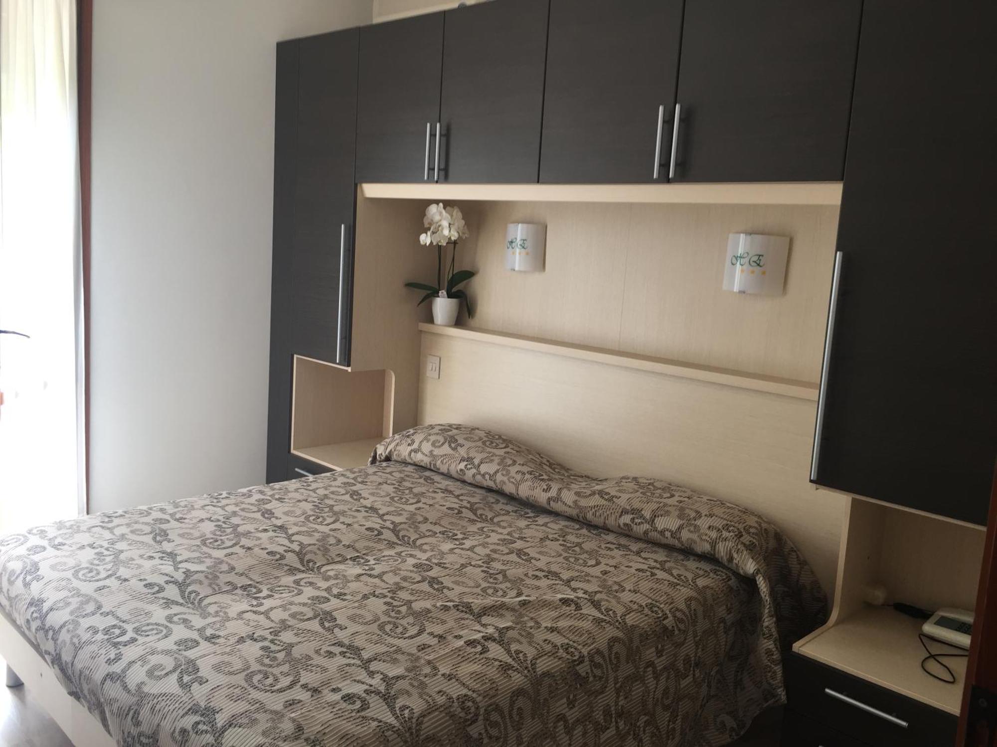 Hotel Eden Lignano Sabbiadoro Eksteriør bilde