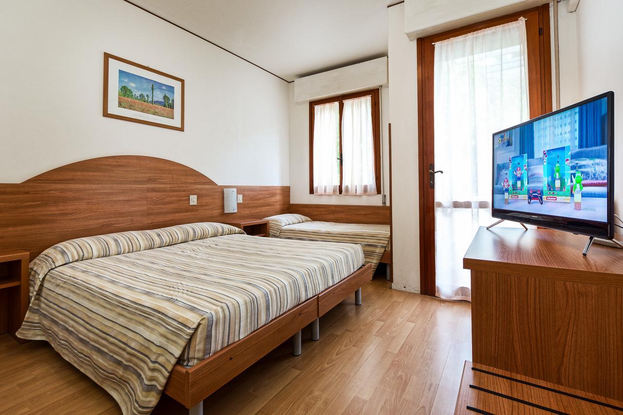 Hotel Eden Lignano Sabbiadoro Eksteriør bilde