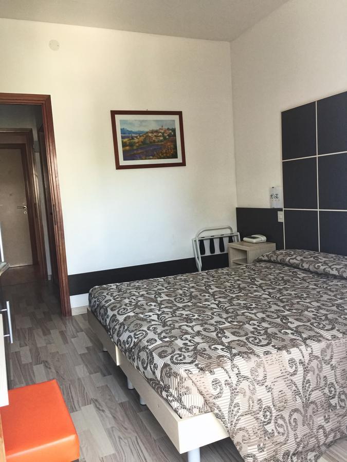 Hotel Eden Lignano Sabbiadoro Eksteriør bilde