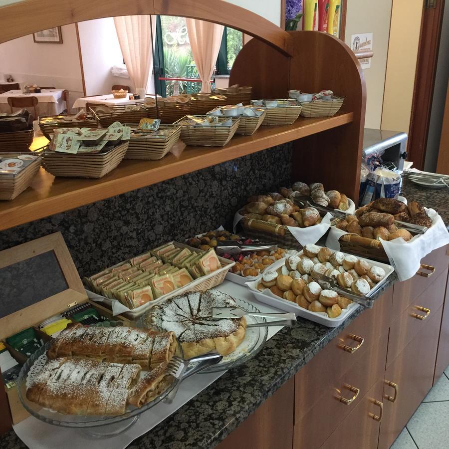 Hotel Eden Lignano Sabbiadoro Eksteriør bilde